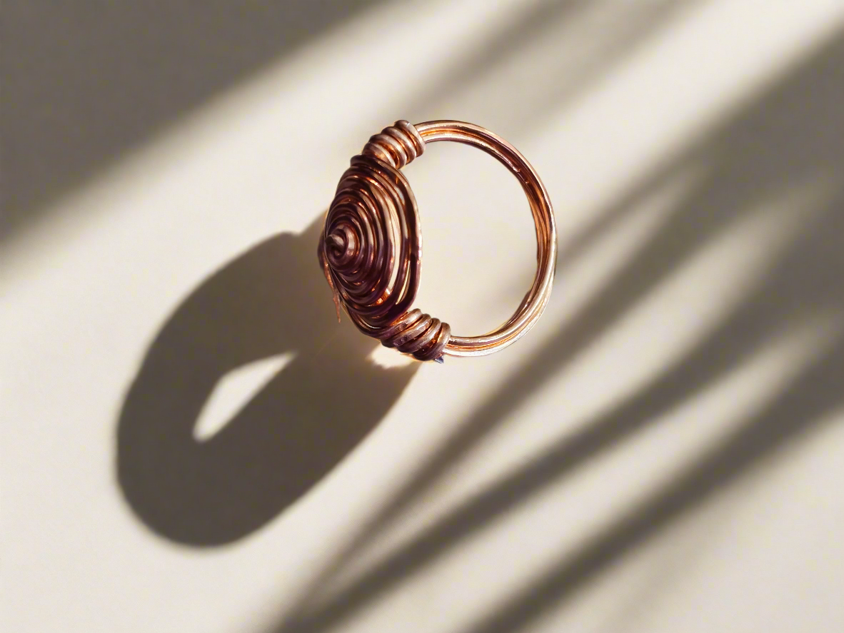 Swirl copper ring