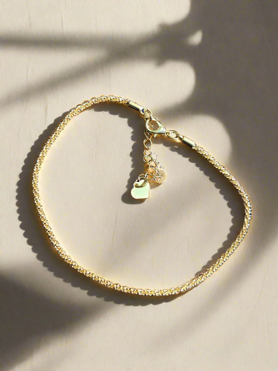 Gold anklet